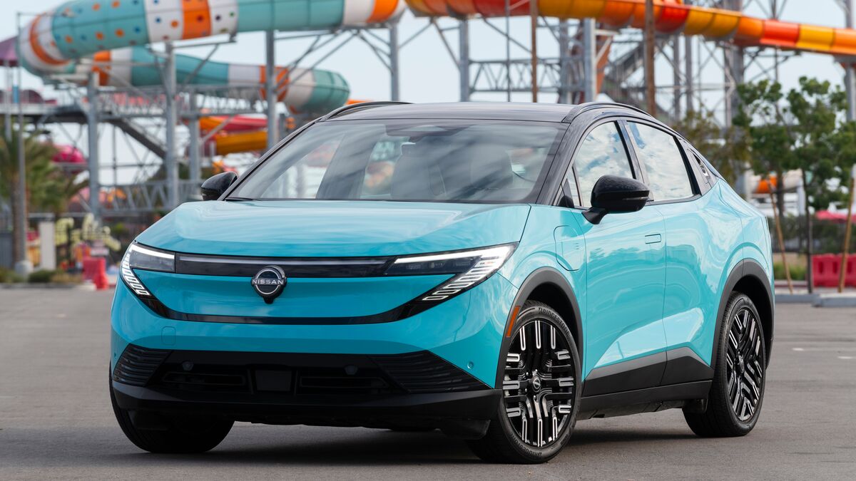 2026 Nissan Leaf in blue