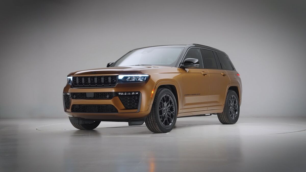 2026 Jeep Grand Cherokee in a studio.