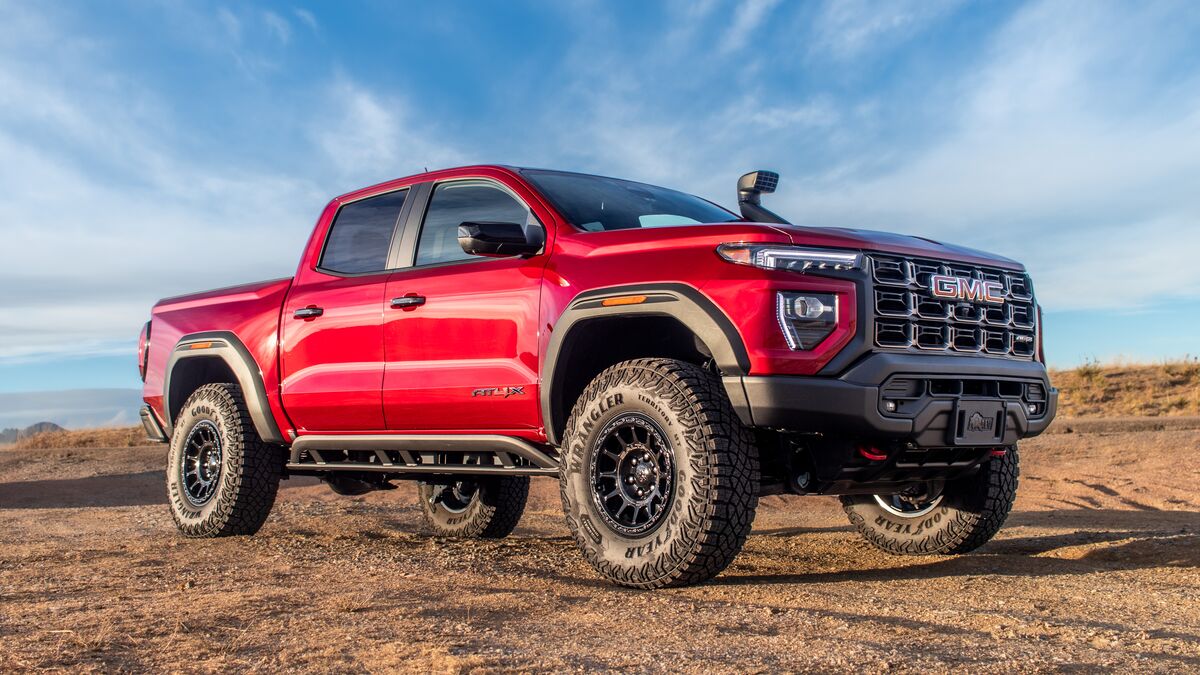 2026 GMC Canyon AT4X AEV front three quarter view