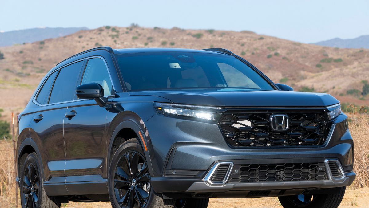 2025 Honda CR-V Hybrid in Solar Silver