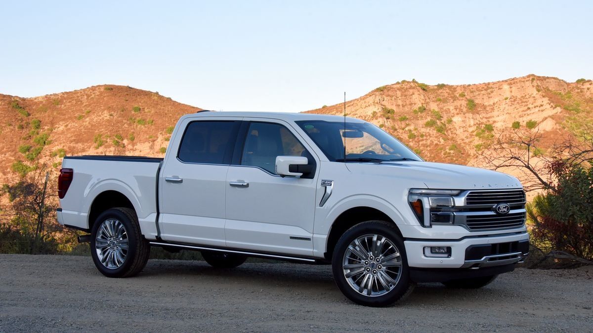 2025 Ford F-150 Platinum