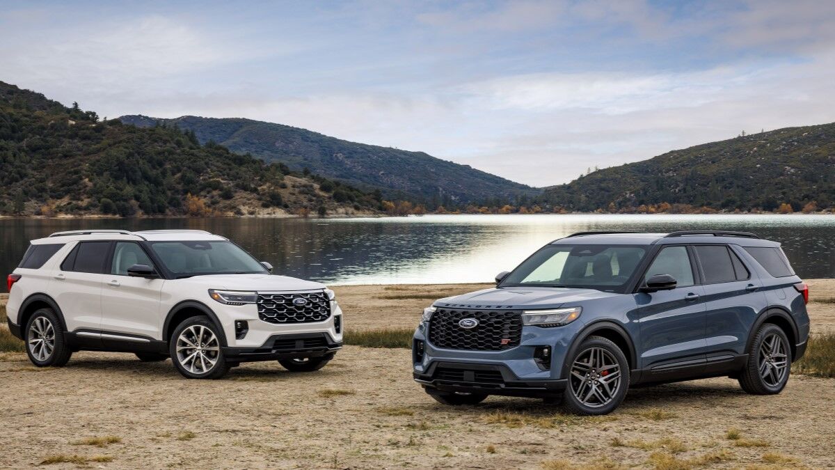A pair of 2025 Ford Explorers facing each other