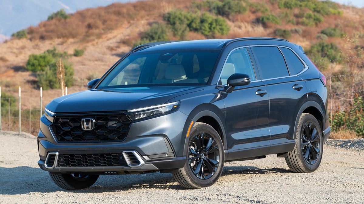 2025 Honda CR-V Hybrid in Solar Silver