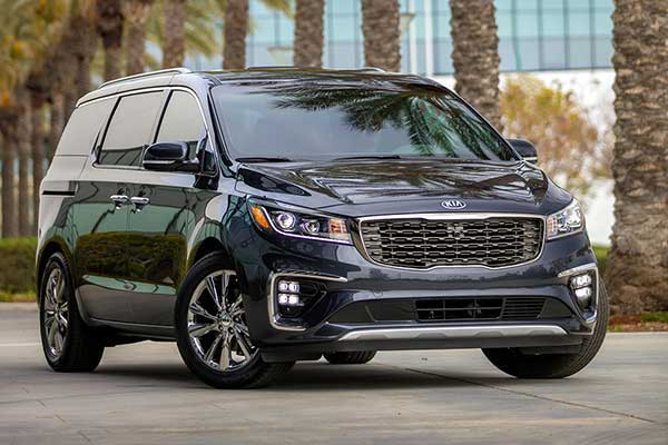 2019 minivan prices