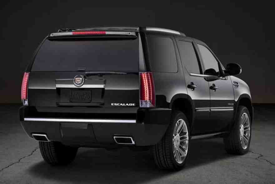 The Top 8 Used Luxury SUVs Under 30 000 For 2019 Autotrader the-top-8-used-luxury-suvs-under-30-000-for-2019-autotrader