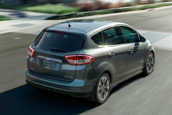 18 Ford C Max Hybrid New Car Review Autotrader 18 Ford C Max Hybrid New Car Review Autotrader