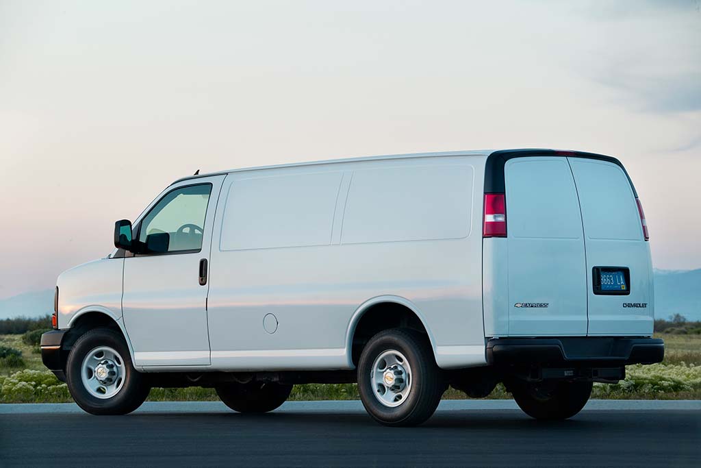 2019 chevy express extended cargo van