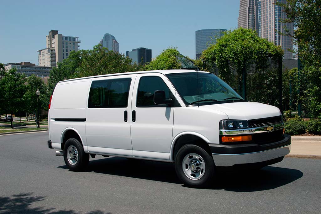 2019 chevy express extended cargo van