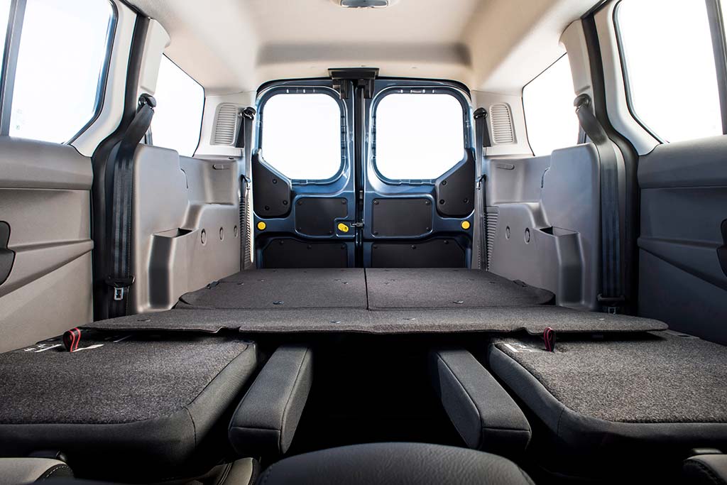 2019 ford transit passenger wagon length