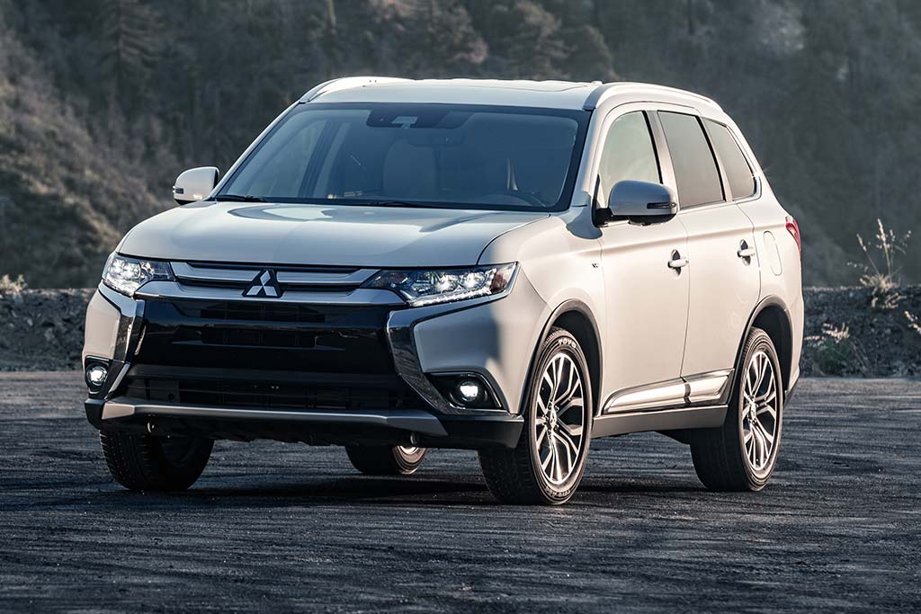 2019 Mitsubishi Outlander Review - Autotrader