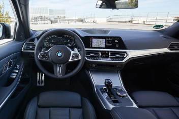 Bmw 3 Series Review Autotrader Bmw 3 Series Review Autotrader