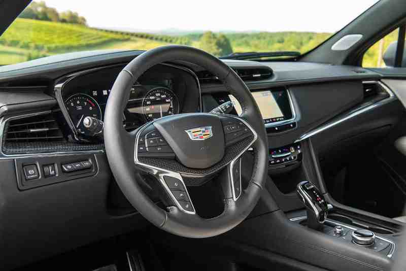 2020 Cadillac Xt5 Vs 2020 Cadillac Xt6 What S The
