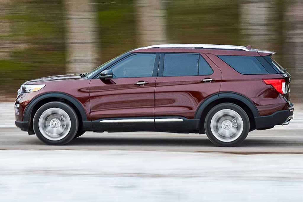 2020 Honda Pilot vs. 2020 Ford Explorer Which Is Better? Autotrader