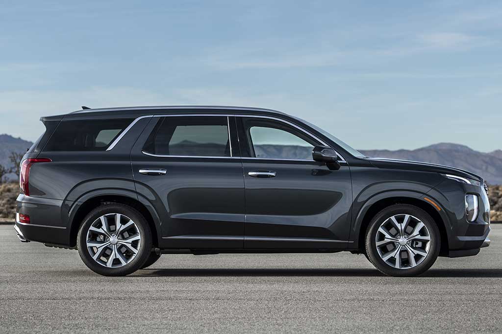 2020 Hyundai Palisade Vs 2020 Kia Telluride What s The Difference Autotrader