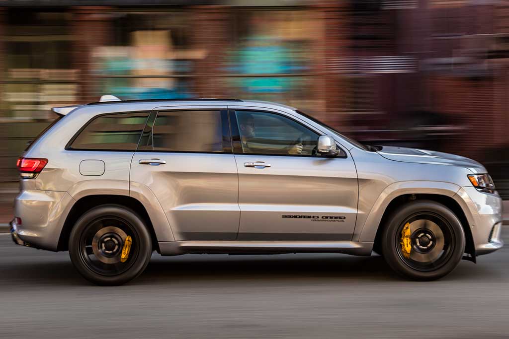 2020 Jeep Grand Cherokee vs. 2020 Ford Explorer: Which Is ...