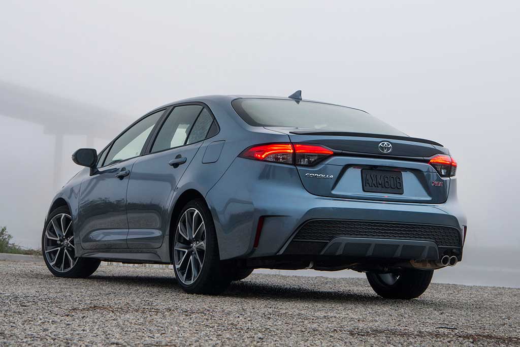 2020 Toyota Corolla Vs 2020 Honda Civic Which Is Better