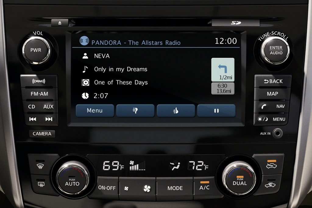 2013 Nissan Leaf Adding More Efficient Bose Audio System Autotrader