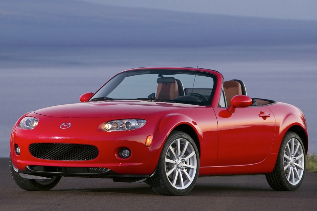 Buying a Used Mazda MX-5 Miata: Everything You Need to Know - Autotrader