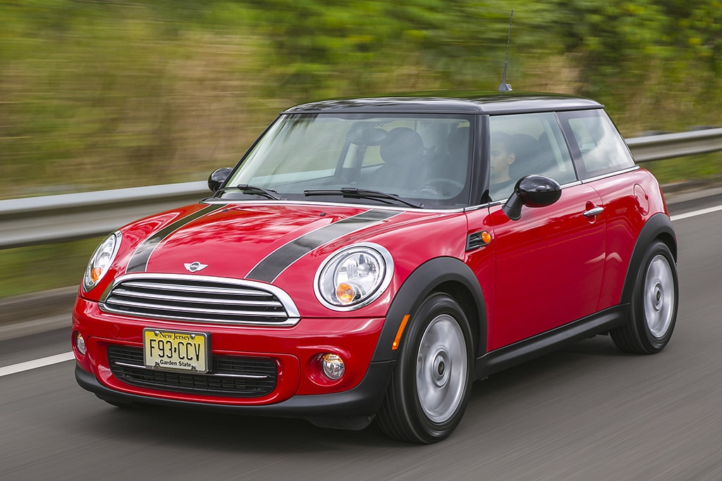 Photo of 2014 Mini Cooper S hatchback car