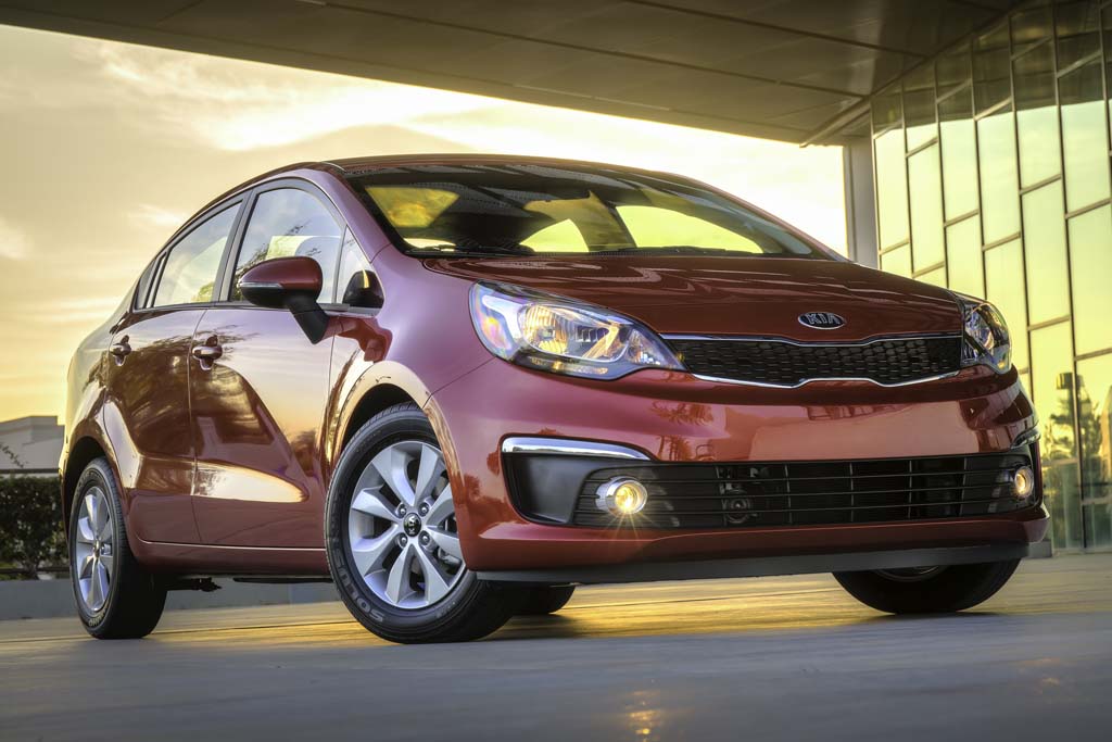 2016 Kia Rio: New Car Review - Autotrader