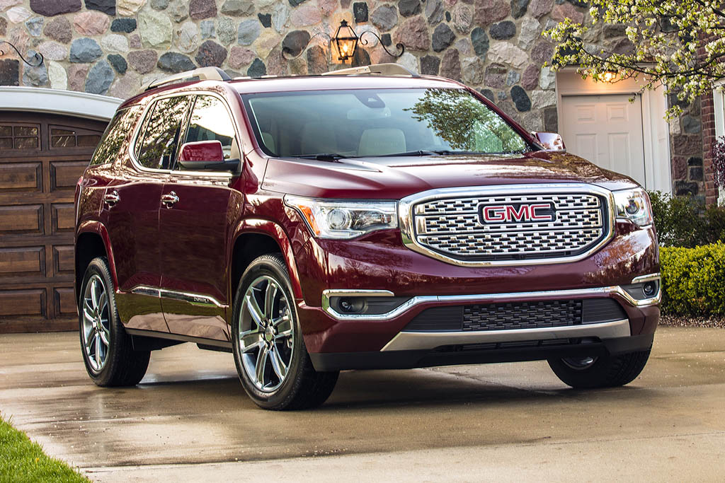 2017 Vs Gmc Acadia What S The