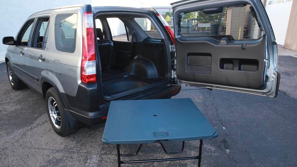 Every Honda CR-V Used to Come With a Picnic Table in Back