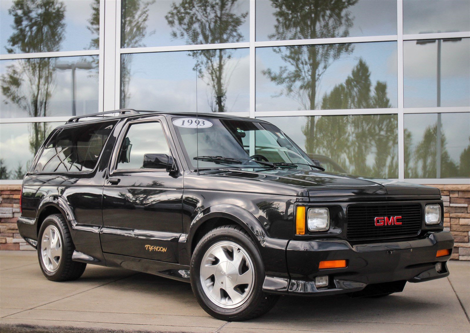 Clint Eastwood Drives a GMC Typhoon - Autotrader