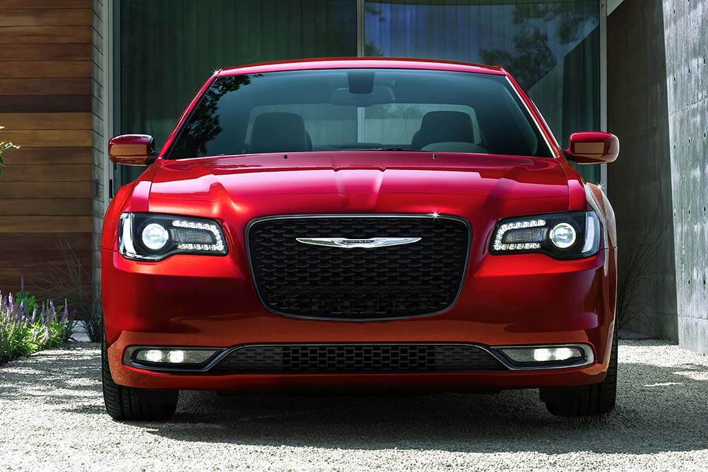 should i buy a chrysler 300