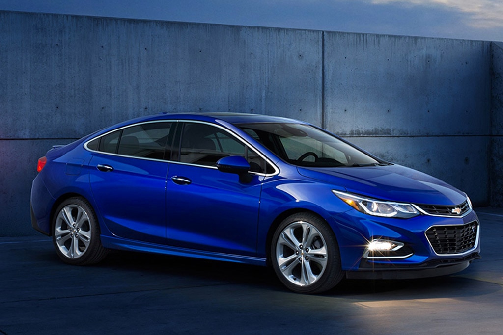 The Chevy Cruze Is the Best Compact Car You Can Buy, According to Consumer  Reports - Autotrader