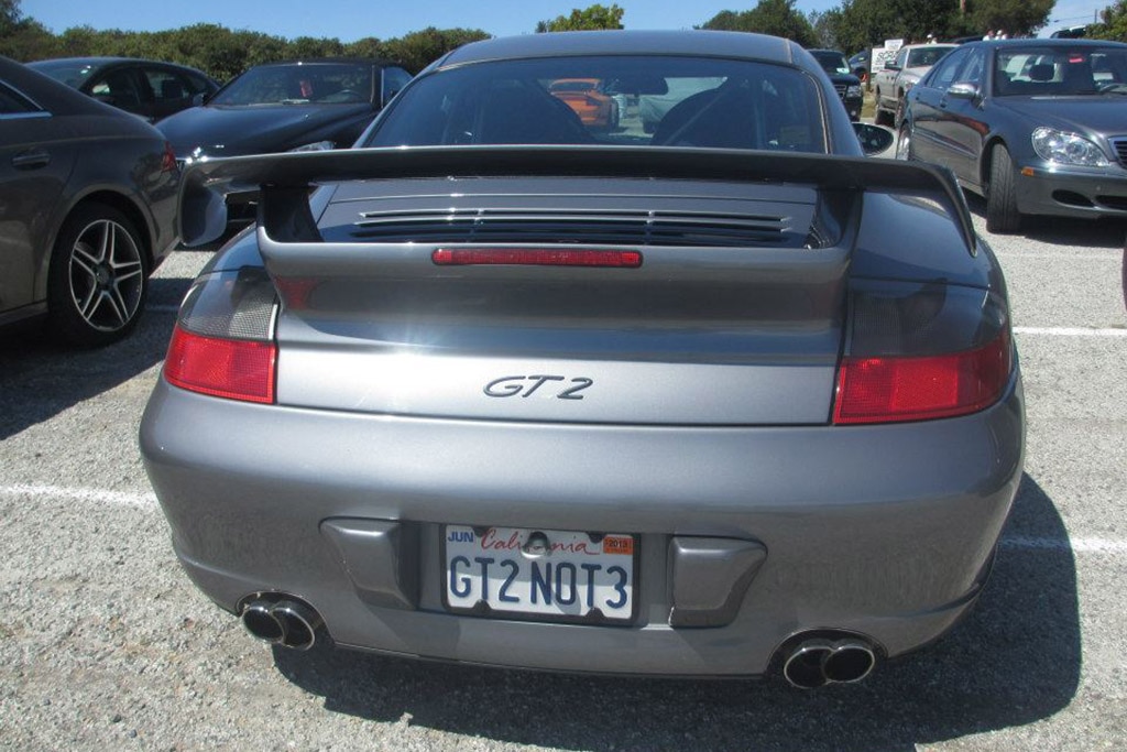 Here's the Ultimate Porsche Snob Vanity License Plate Autotrader