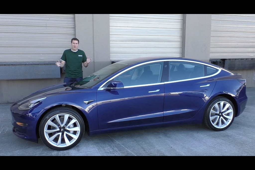 2019 Tesla Model 3: Choosing the Right Trim - Autotrader