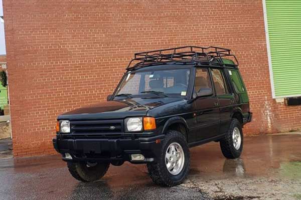 The Best 4x4 Ever Is the Land Rover Discovery I Autotrader