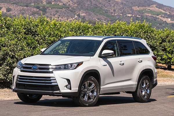 Top Fuel-Efficient SUVs and Minivans With 3-Row Seating ...