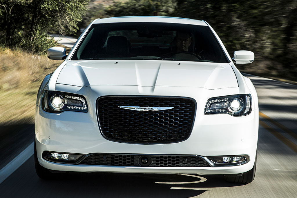2020 Chrysler 300 Review Autotrader
