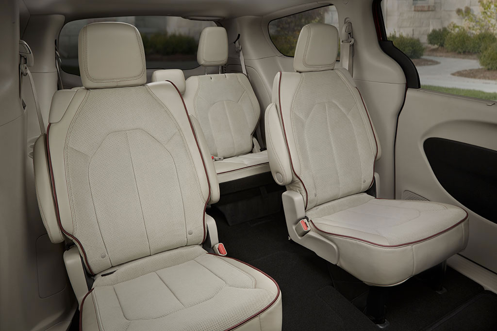 8 seat pacifica