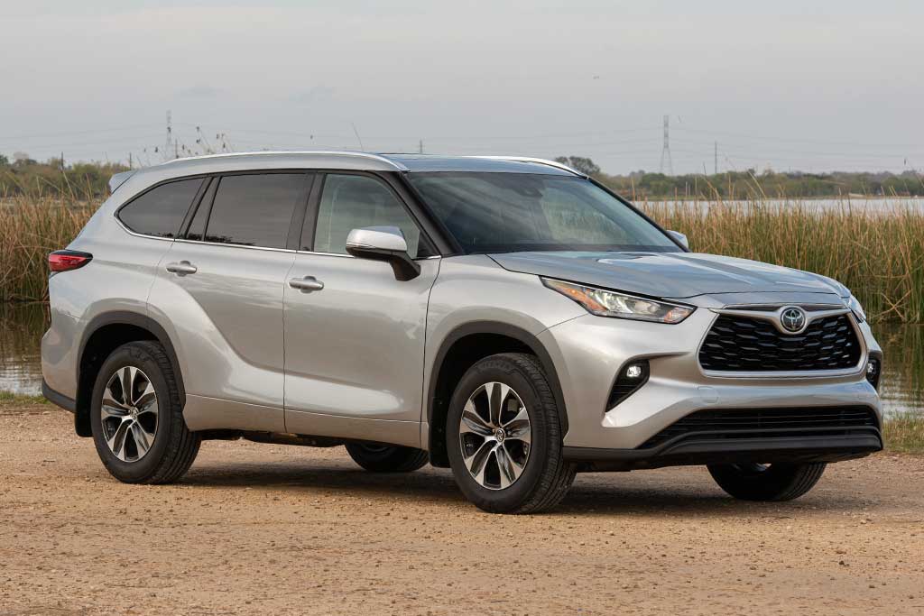 2020 Toyota Highlander vs. 2020 Nissan Pathfinder: Which Is Better