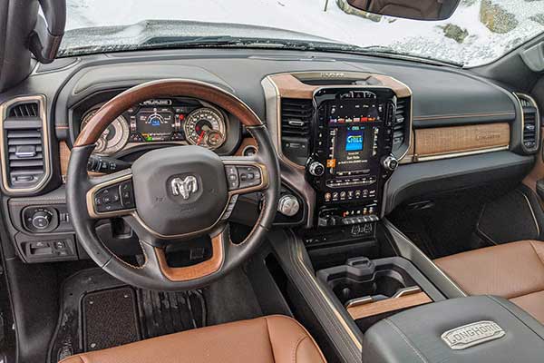 For tidlig Efternavn sortie Video | The Ram 1500 Laramie Longhorn Has the Best Truck Interior Ever -  Autotrader