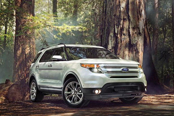 Best used 3 deals row suv under 15000