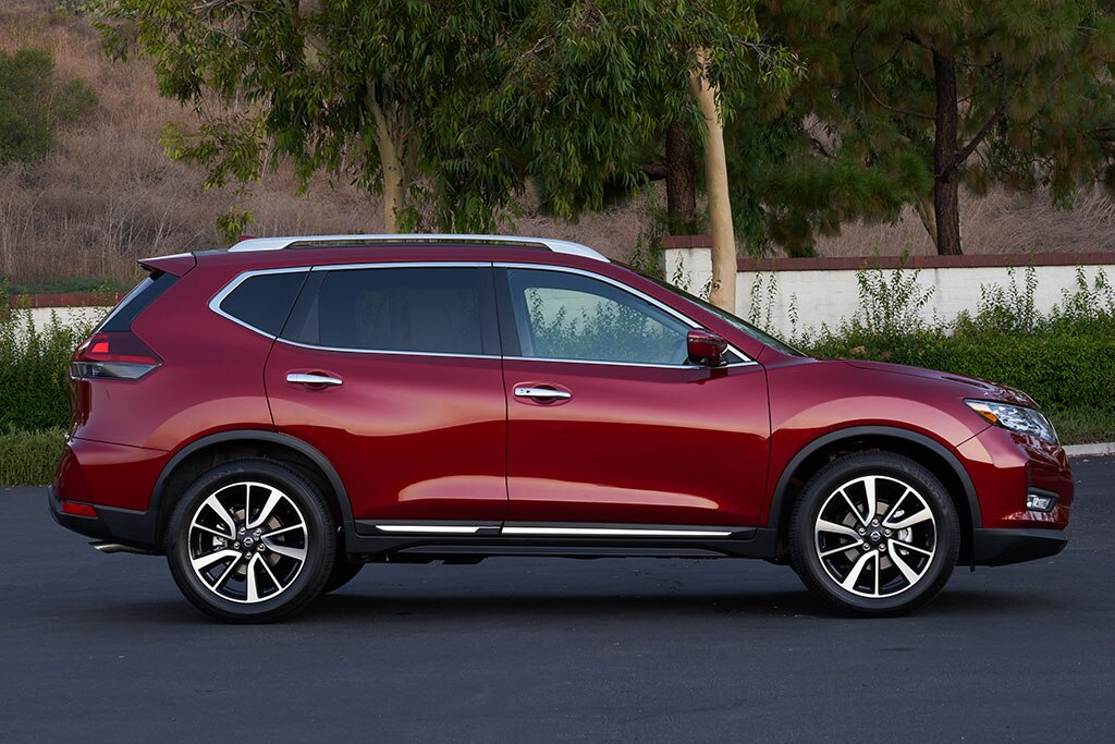 2020 Nissan Rogue vs. 2020 Rogue Sport What