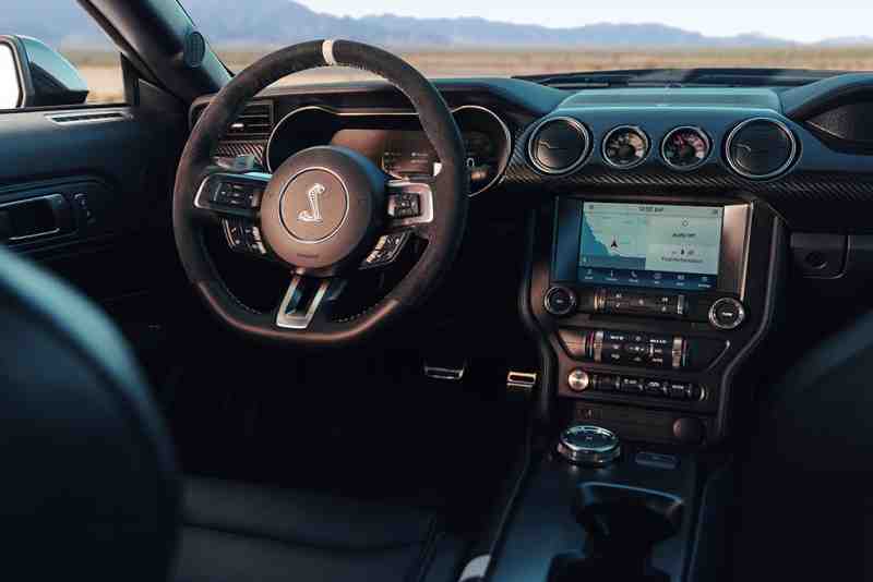 2020 Dodge Charger Vs 2020 Ford Mustang Which Is Better