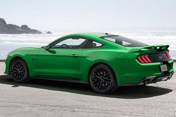 2020 Dodge Charger Vs 2020 Ford Mustang Which Is Better Autotrader