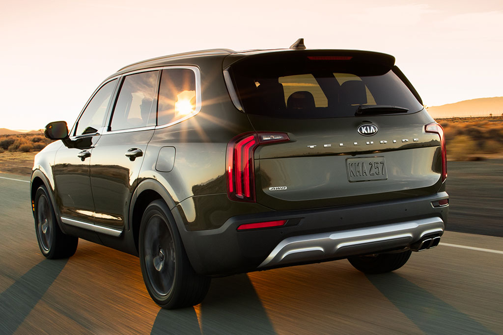 2020 Kia Telluride vs. 2020 Honda Pilot Which Is Better? Autotrader