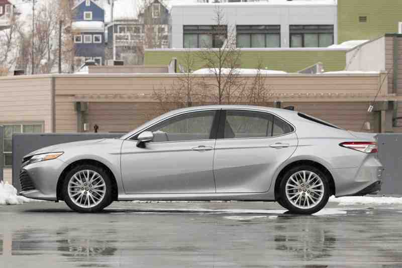 2020 Toyota Camry Vs 2020 Honda Accord Which Is Better