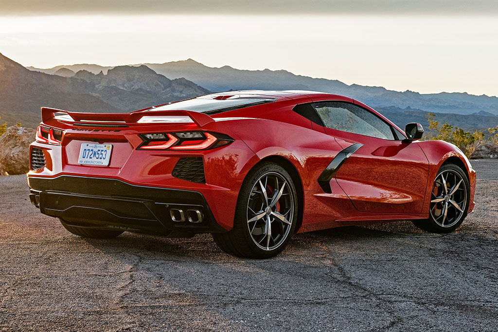 2020 Chevrolet Camaro vs. 2020 Chevrolet Corvette: What's the