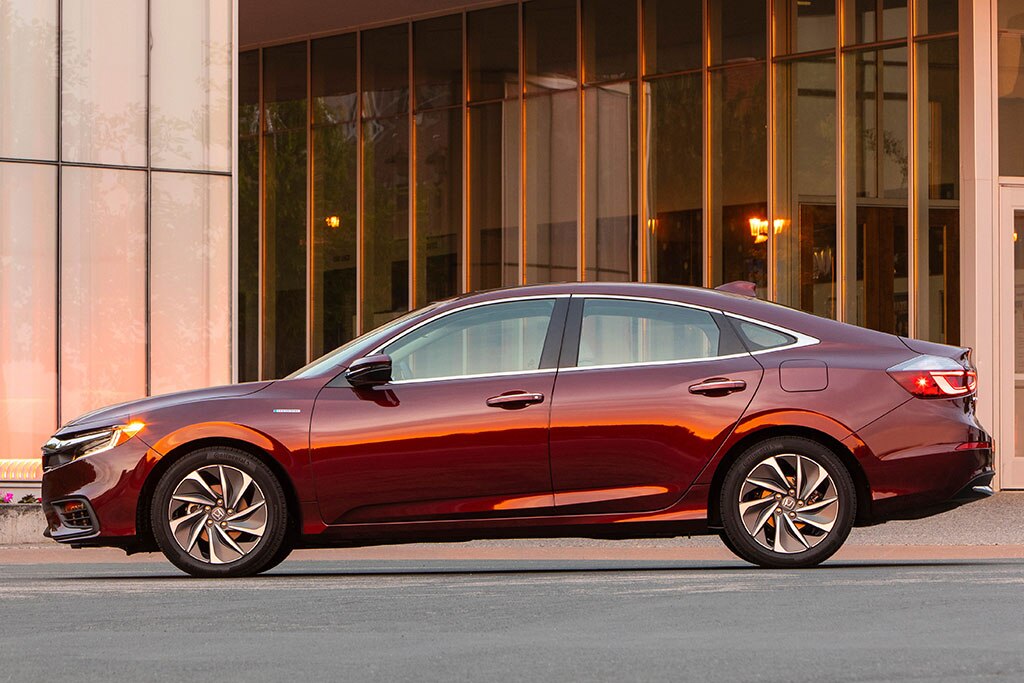 2020 Honda Civic vs. 2020 Honda Insight Whats the Difference?