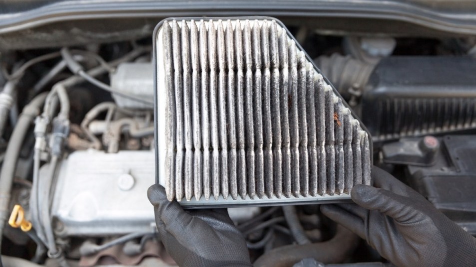 How to Choose the Right Engine Air Filter for Your Car