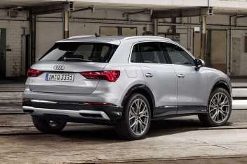 Research 2021
                  AUDI Q3 pictures, prices and reviews