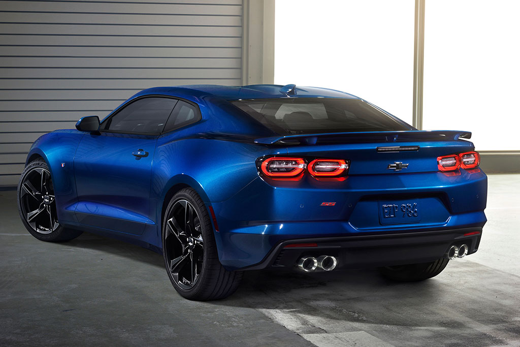 2021 Chevrolet Camaro Review - Autotrader