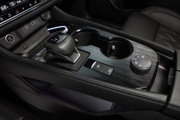 21 Nissan Rogue Review Autotrader