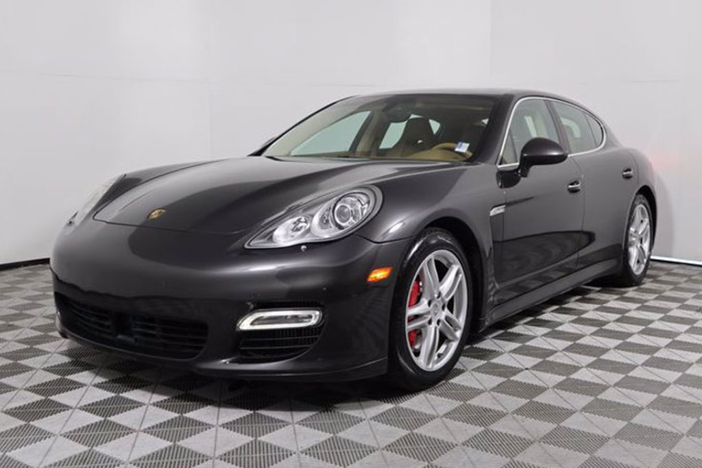 6 Modern Luxury Sport Sedans on Autotrader Under $30,000 - Autotrader